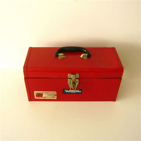 vintage waterloo metal tool box